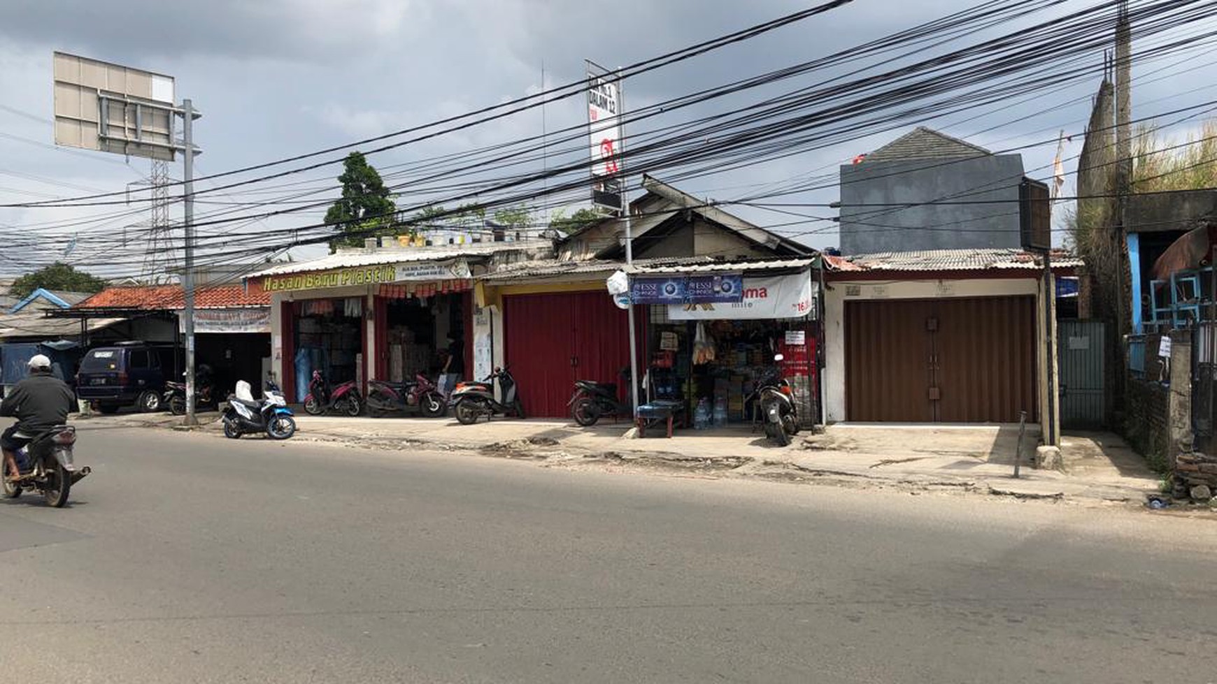 Ruko / Kios di Jl.Aria Putra, Serua, Ciputat, Tangerang Selatan, Banten 