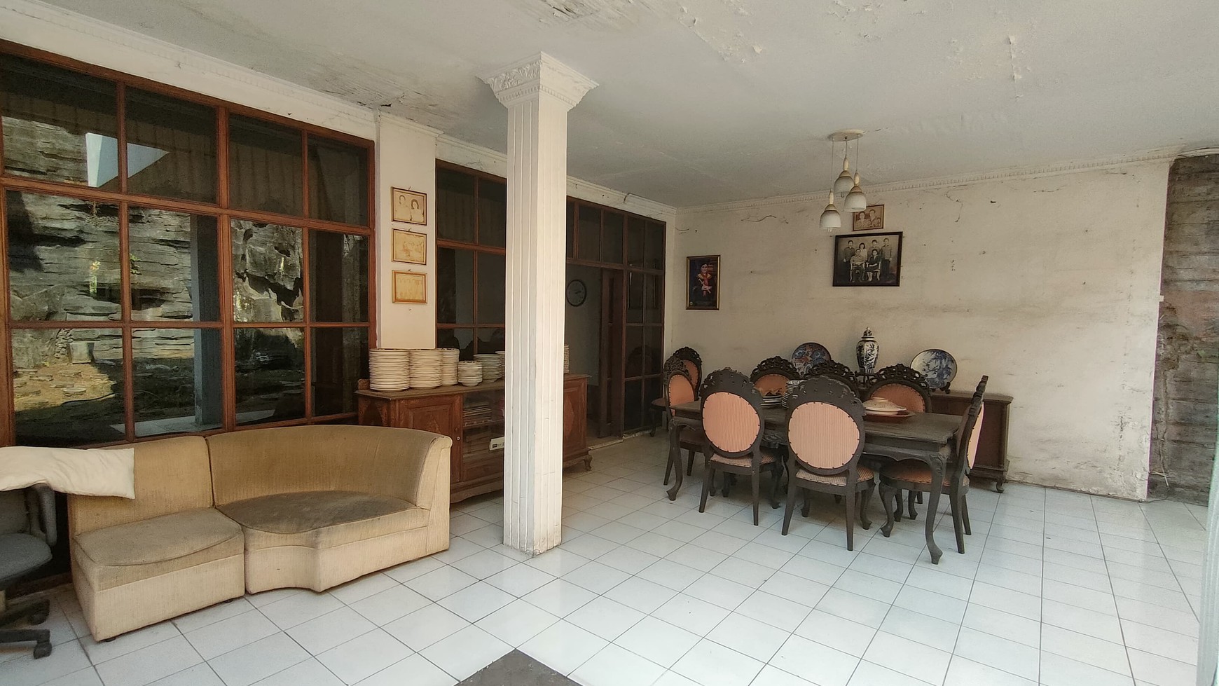 Rumah lama lokasi strategis di Menteng, Jakarta Pusat