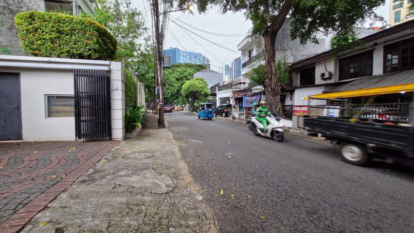 Di Jual Rumah hitung tanah Jl Palbatu Menteng Dalam Tebet Jakarta Selatan