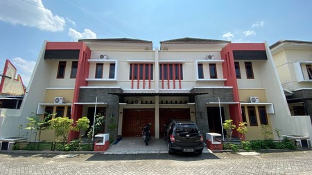 Rumah Mewah Semi Furnish Dalam Perum JEC Residance 