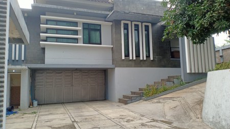 Rumah Lux Siap Huni di Setra Indah, Bandung