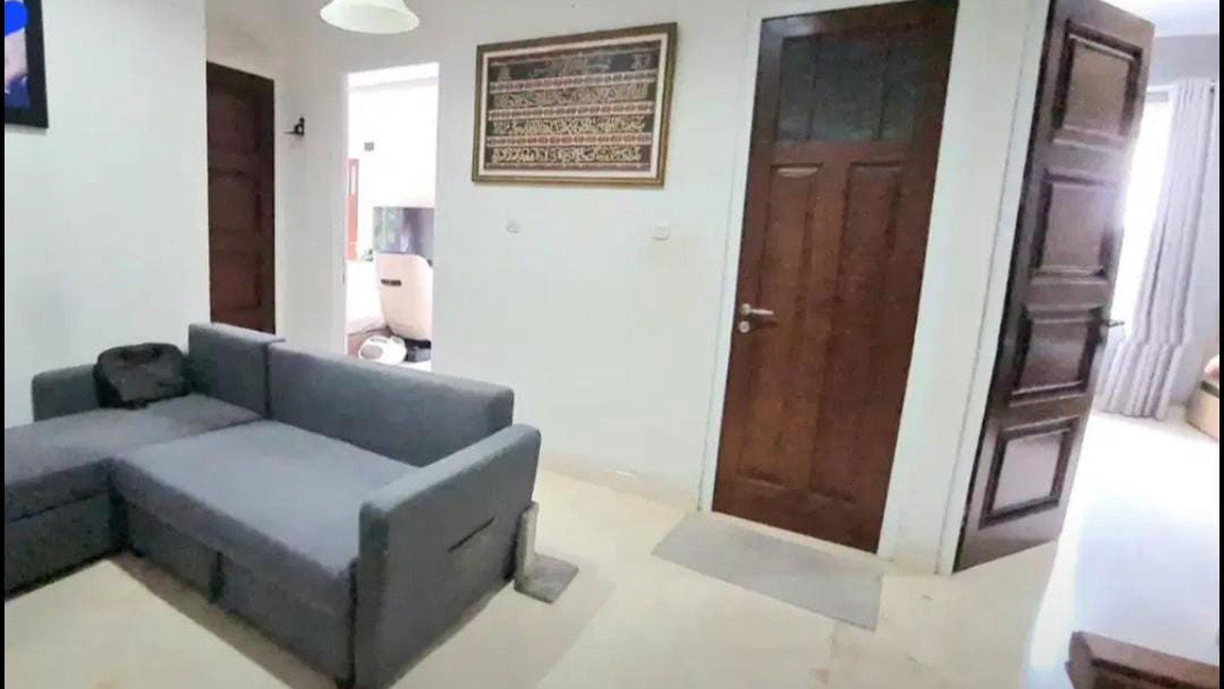 Dijual Rumah 3 lantai Lokasi Bagus di Taman Senayan Bintaro