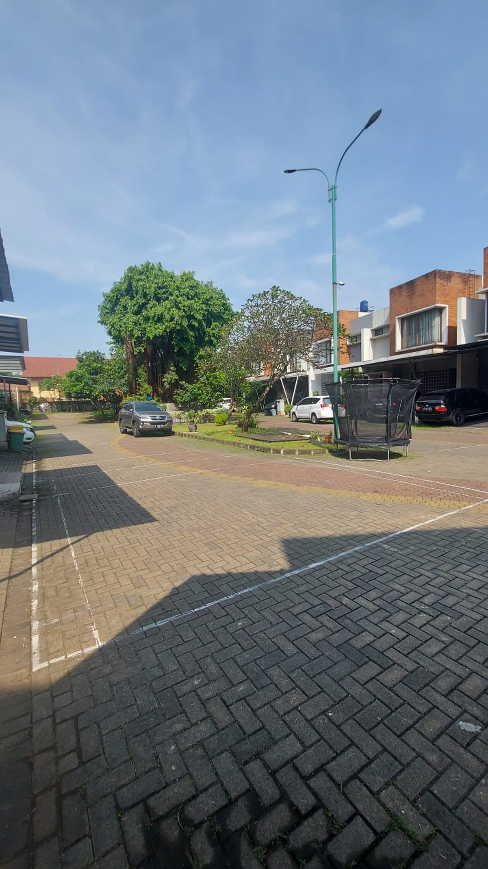 Rumah Bagus, Cantik, dalem Cluster siap huni di Jakarta Selatan