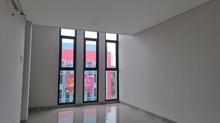 Ruko Badan 2.5 Lantai di Madison Down Town Kota Wisata 