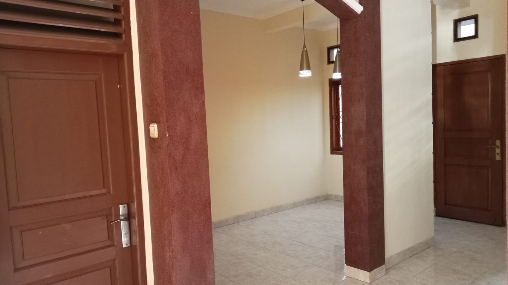 Rumah siap huni di Perum Islamic Village Cluster Villa Ilhami Karawaci