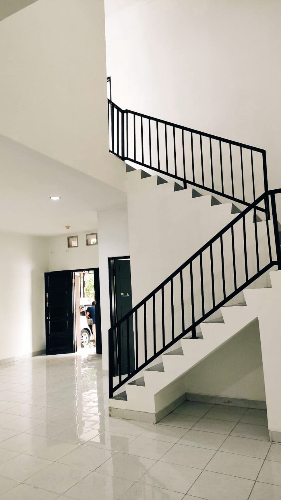 Rumah Rapi Siap Huni Anggrek Loka BSD city