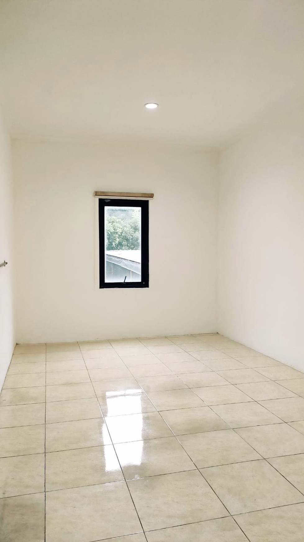 Rumah Rapi Siap Huni Anggrek Loka BSD city