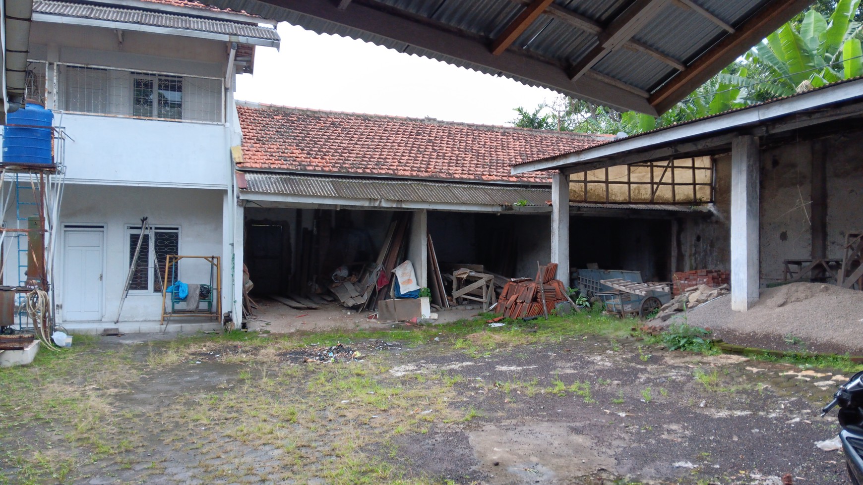 Rumah hitung tanah mainroad moh.toha