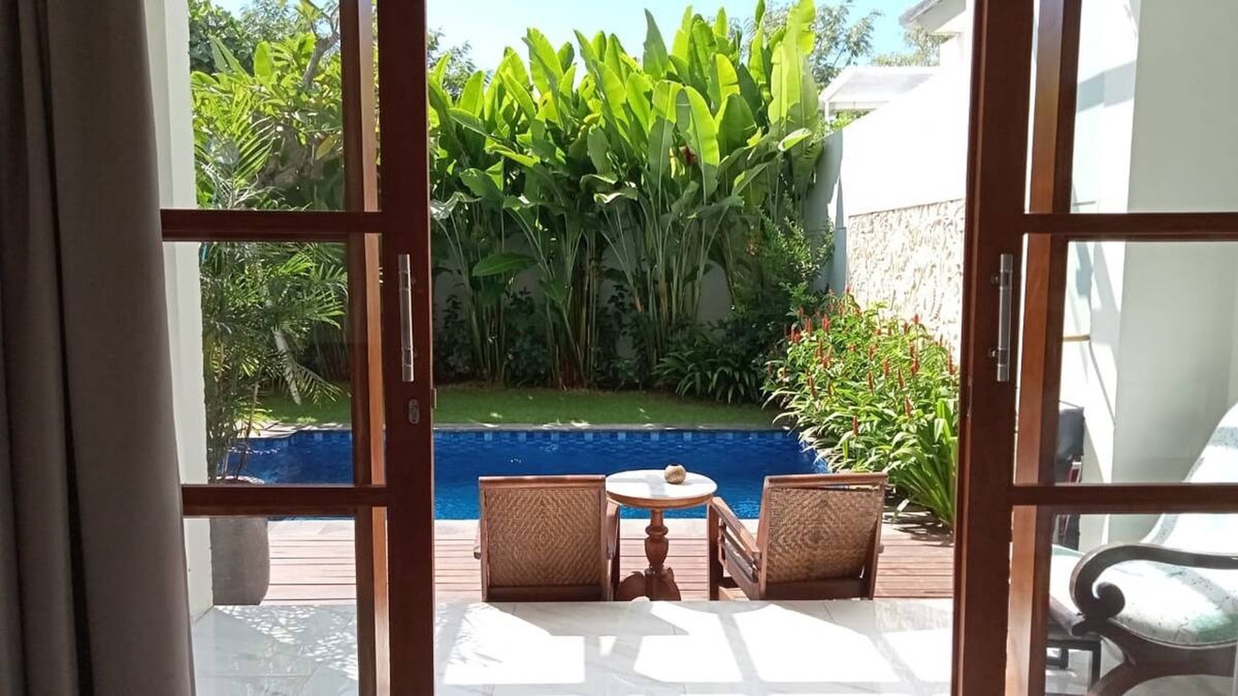 Villa modern, cantik dan siap huni cocok untuk invest dan huni di Jimbaran Bali.