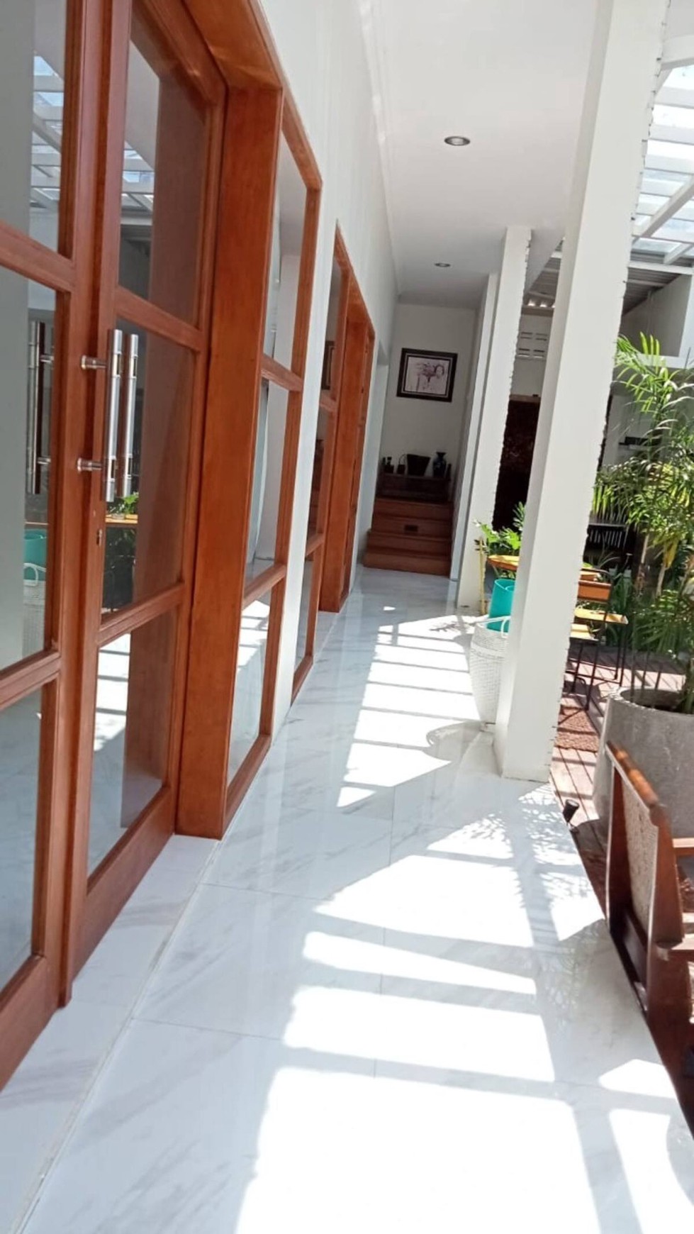 Villa modern, cantik dan siap huni cocok untuk invest dan huni di Jimbaran Bali.