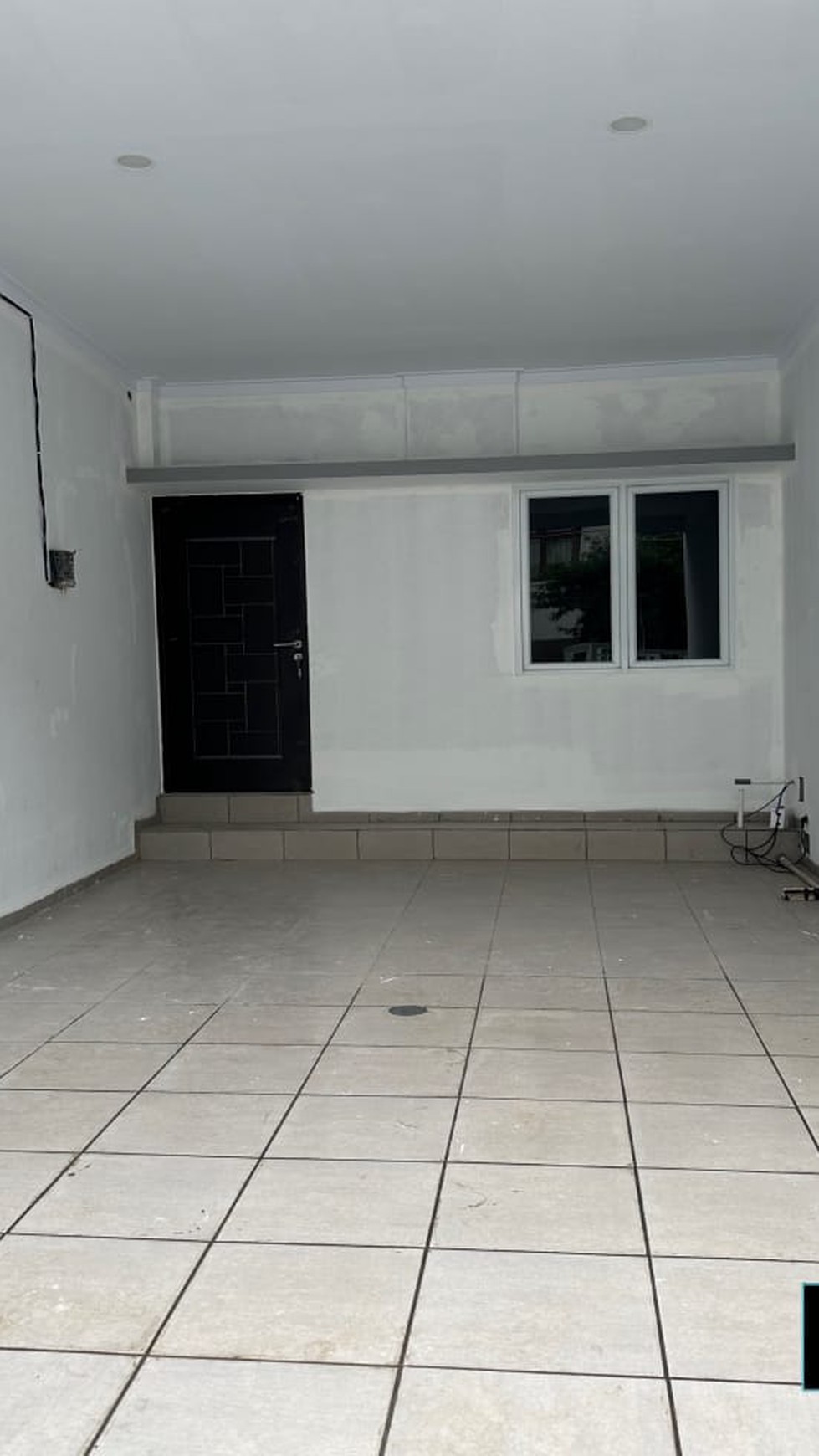 Rumah Baru 3 Lantai di Tanjung Duren Jakarta Barat