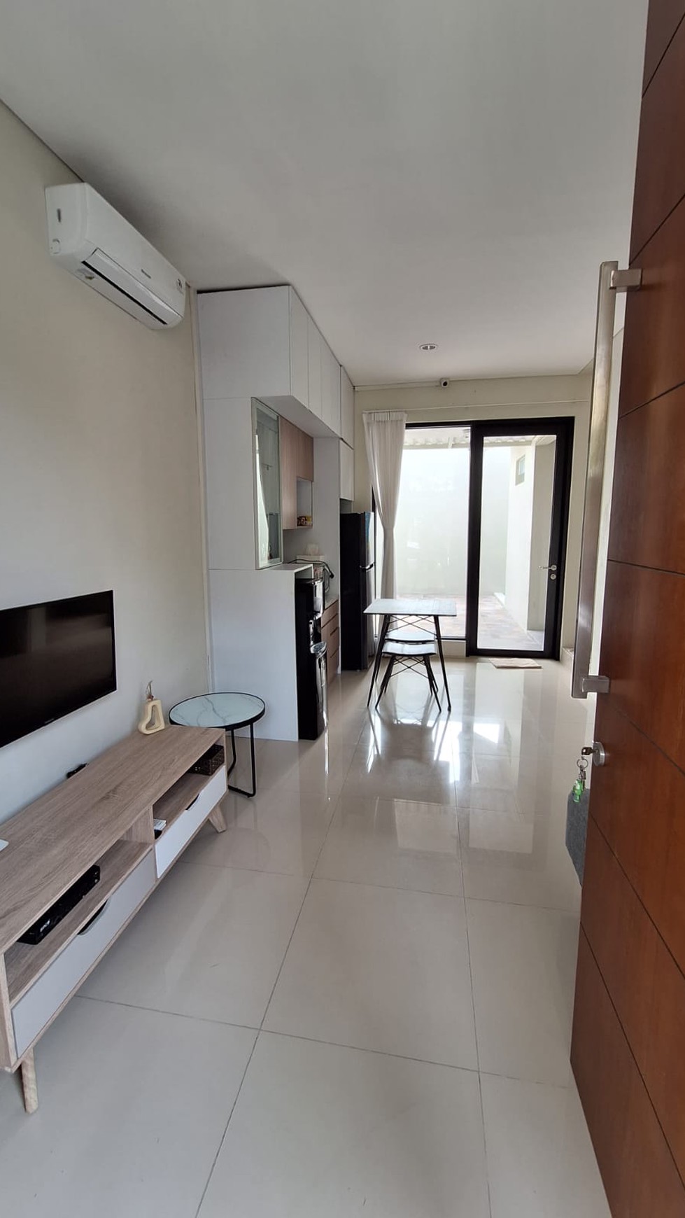 Dijual Rumah Full Furnished Murah Bagus di Northwest Lake Citraland Surabaya Barat 