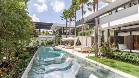 Villa Cantik, Modern, Strategis di Canggu Bali