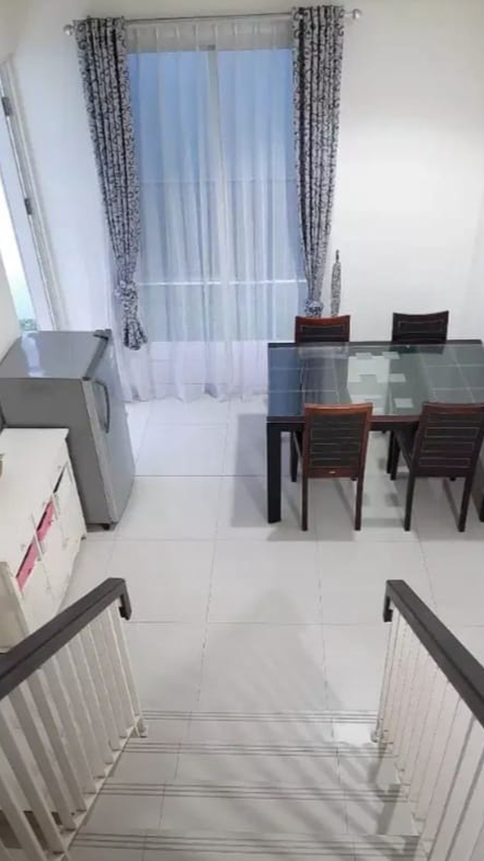 Hot Rent. Rumah 2 lantai Residence One Serpong, baru renovasi.