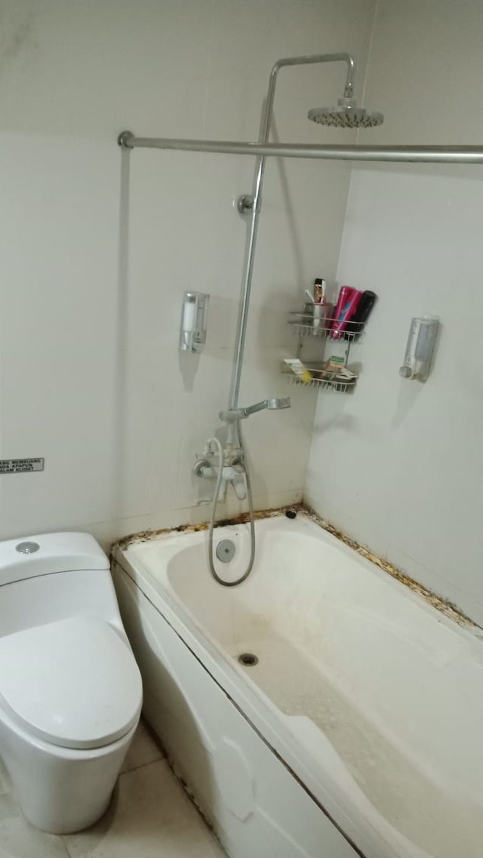 Rumah Asri Dekat Pusat Bisnis & Kampus UT Nempel Tol Serpong-Cinere Diarea Taman Harmoni 