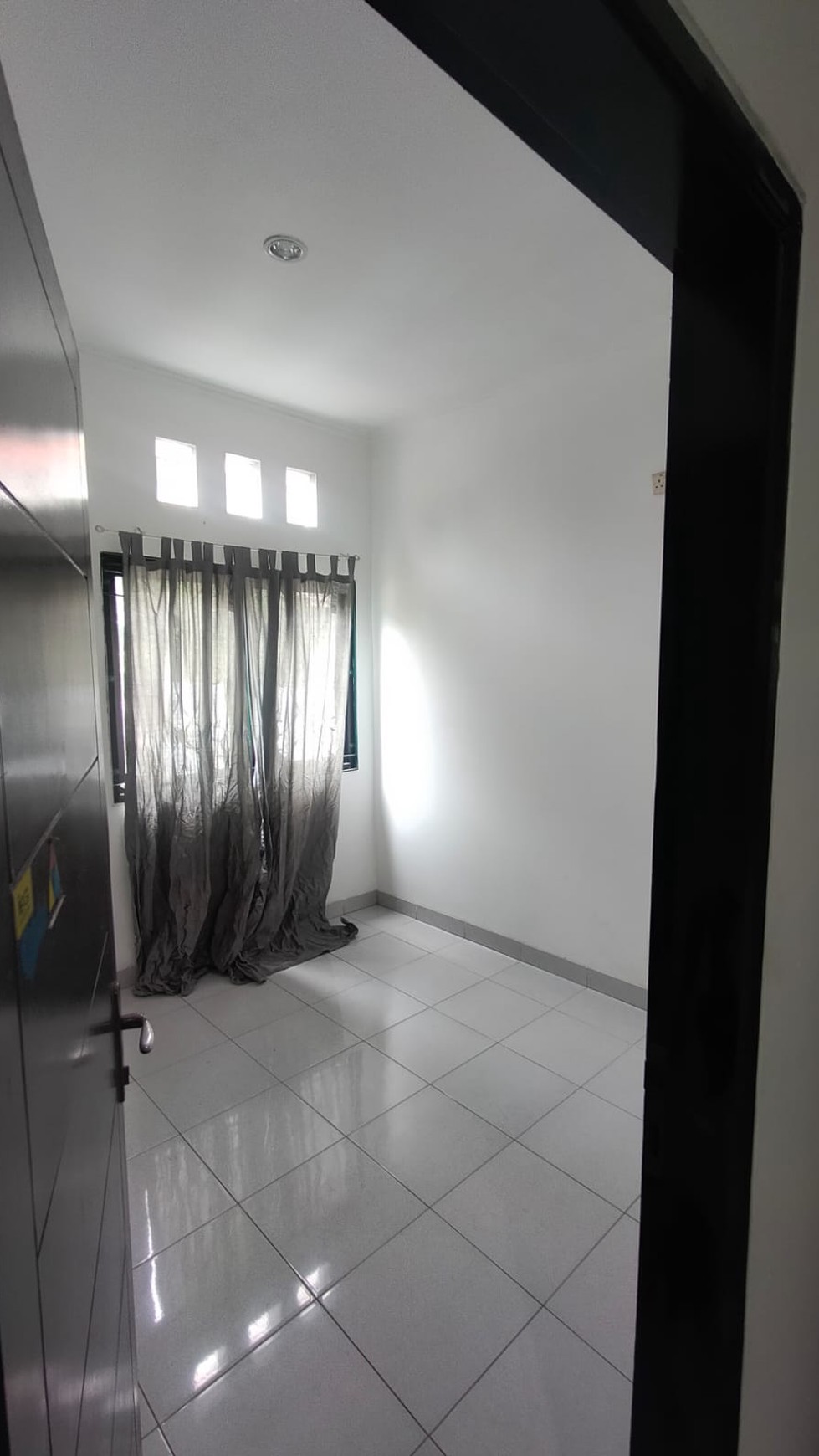 Flash Sale. Rumah mewah Anggrek Loka, BSD