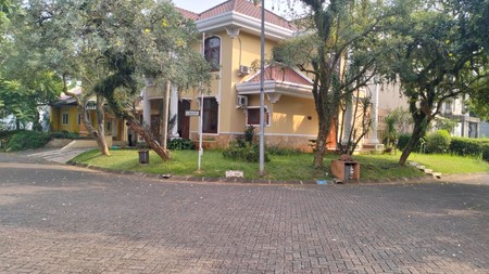 RUMAH DI TAMAN GIRI LOKA BSD (HOOK)