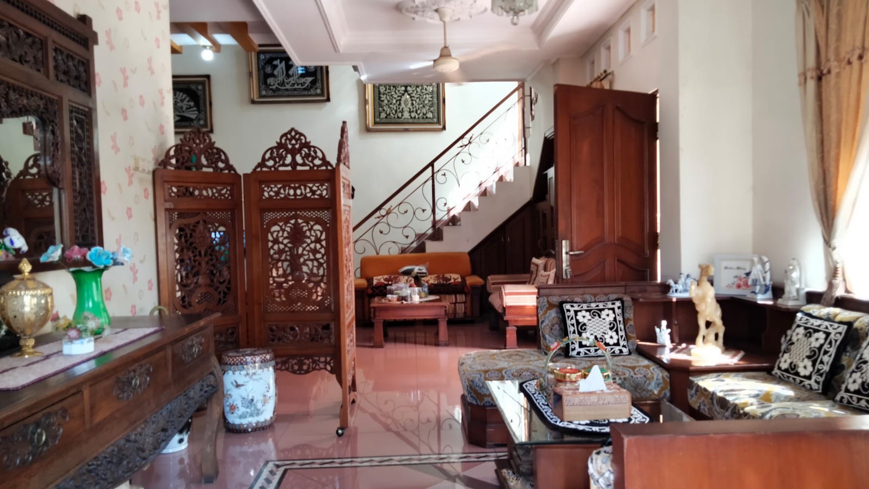 Rumah Mewah 7 Kamar Di Jl Veteran Dekat Kebun Binatang Gembiraloka