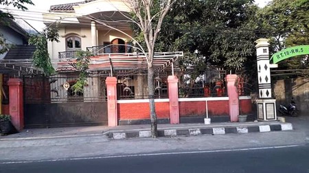 RUMAH 7 KAMAR BISA UNTUK KOST DI KOTA YOGYAKARTA