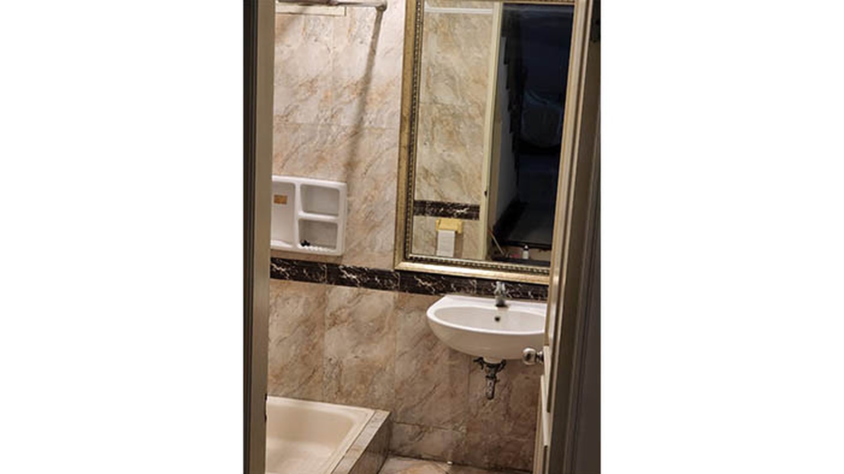 Rumah Komplek Puri Mutiara Sunter, Jakarta Utara