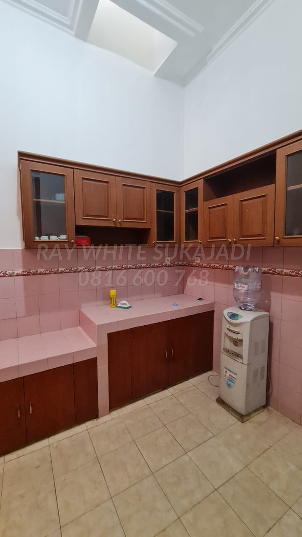 Jual Rumah Keren  100% Baru Siap Huni Nyaman dan tenang Antapani