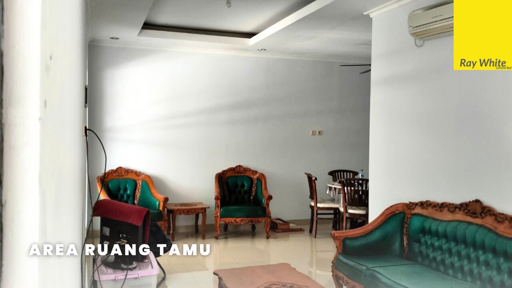 Dijual rumah mewah 2 lantai dengan desain elegan di kawasan Akasia Terrace yang berbatasan langsung dengan Tangsel