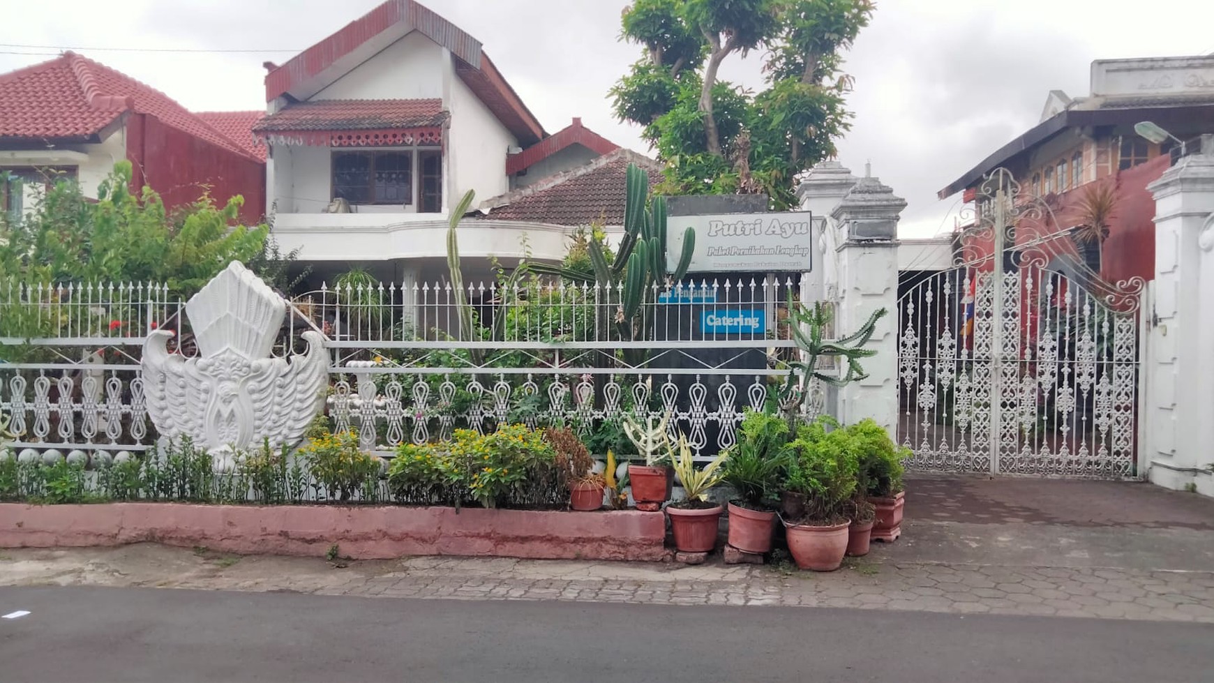 RUMAH LUAS DI KALASAN SLEMAN 5 KAMAR