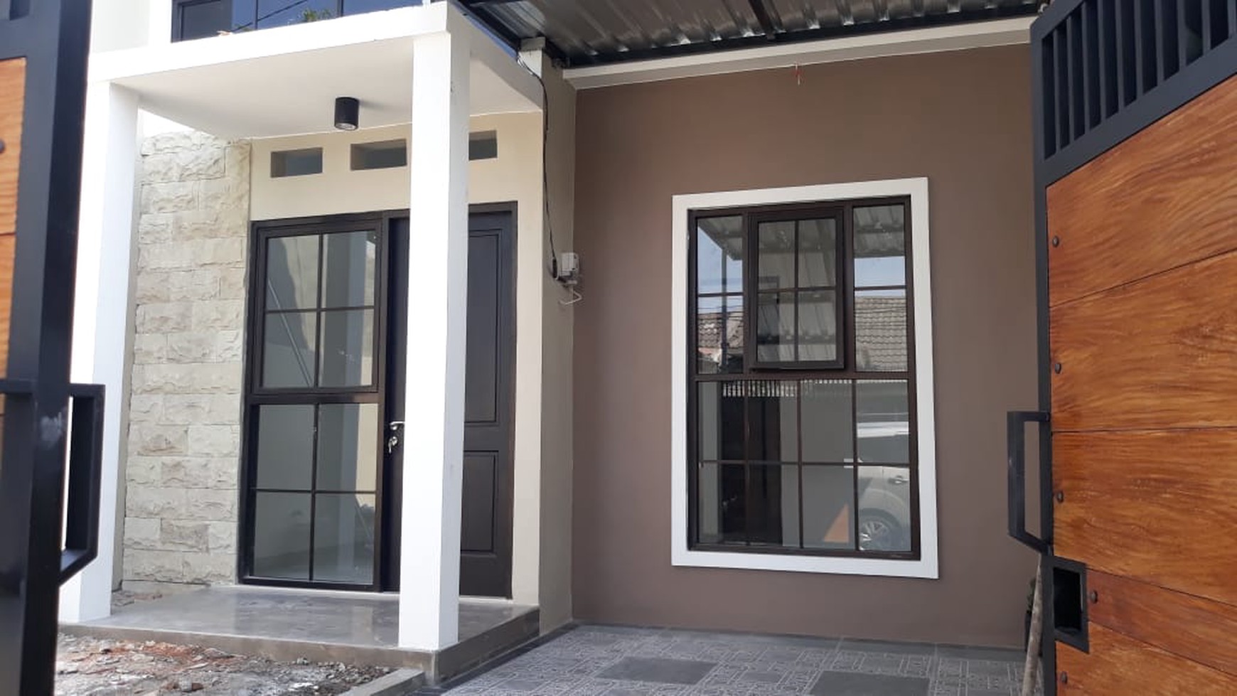 1616. Dijual Rumah Taman Surya Kencana Cluster Jupiter Sidoarjo