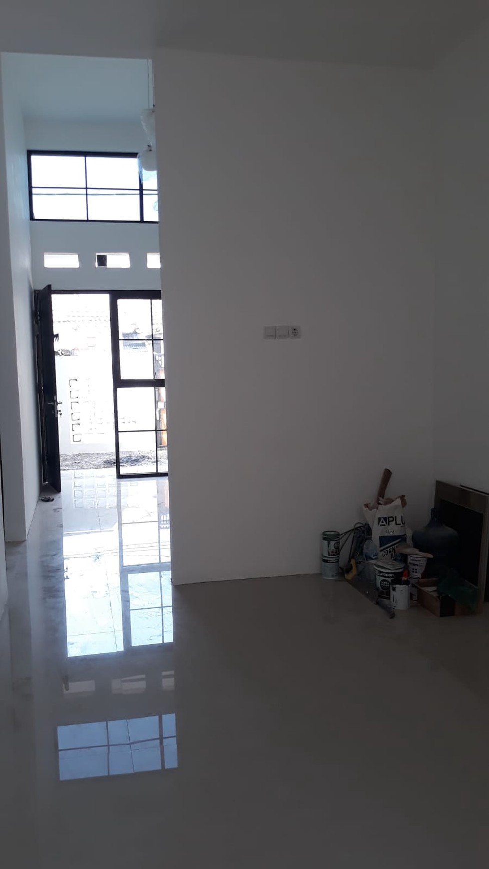 1617. Dijual Rumah Taman Surya Kencana Cluster Uranus Sidoarjo