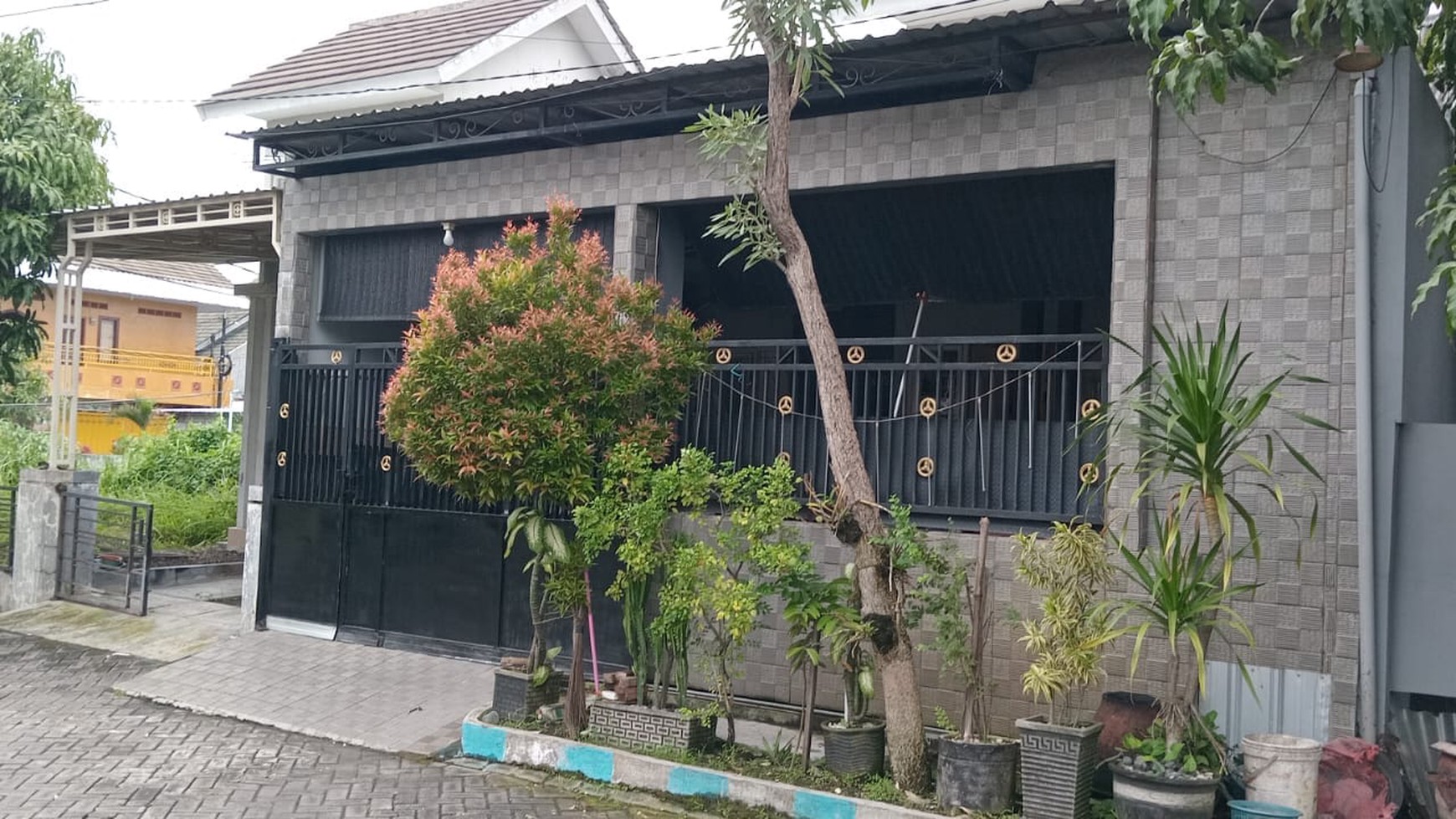 1614. Dijual Rumah Perum Blukid Residence 2 Bluru Kidul Sidoarjo Dekat Alun2 