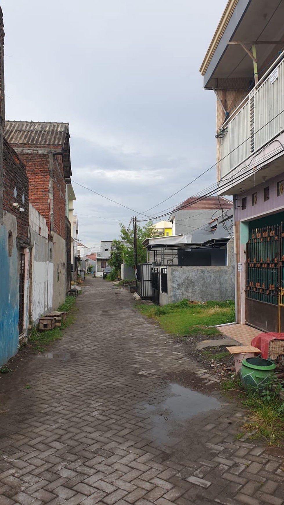 1605. Dijual Rumah Tambak Medokan Ayu Rungkut Surabaya