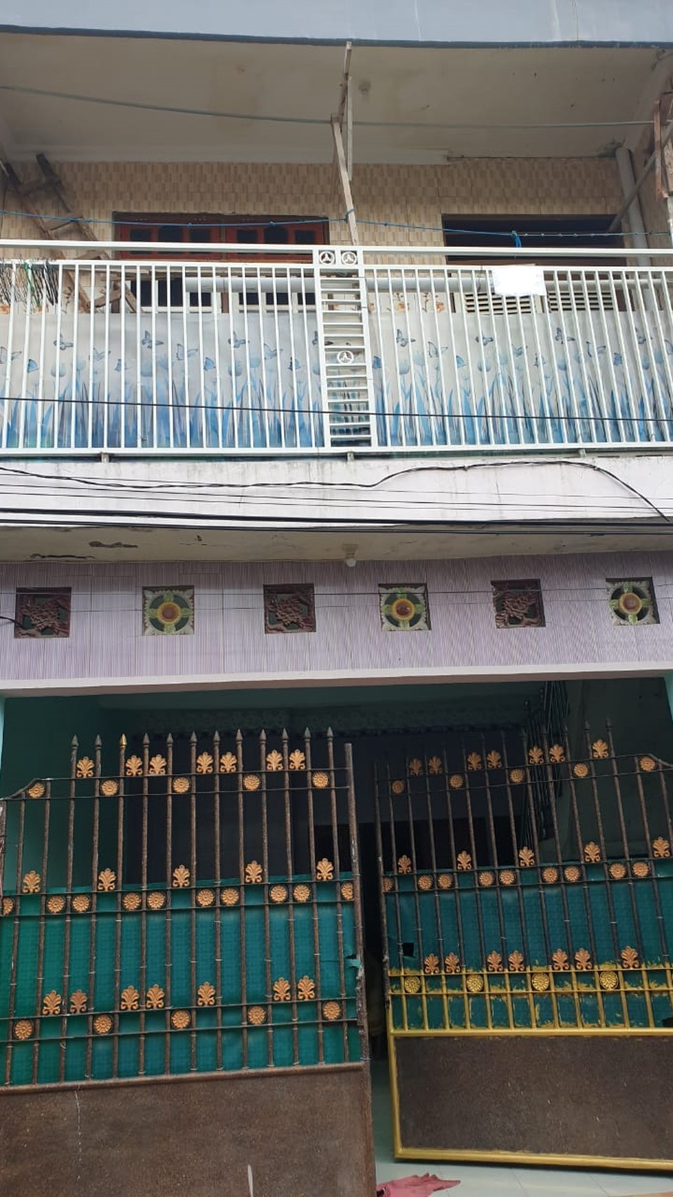 1605. Dijual Rumah Tambak Medokan Ayu Rungkut Surabaya