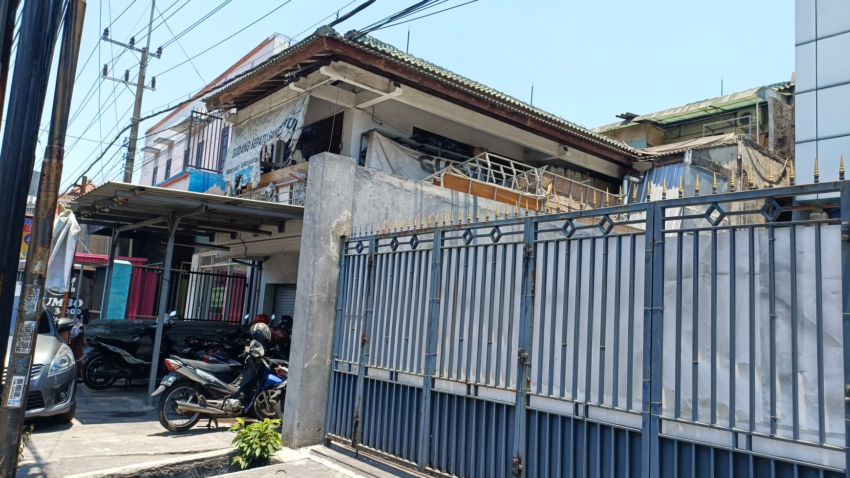 1604. Dijual Bangunan itung tanah Jl Raya Berbek Waru Sidoarjo