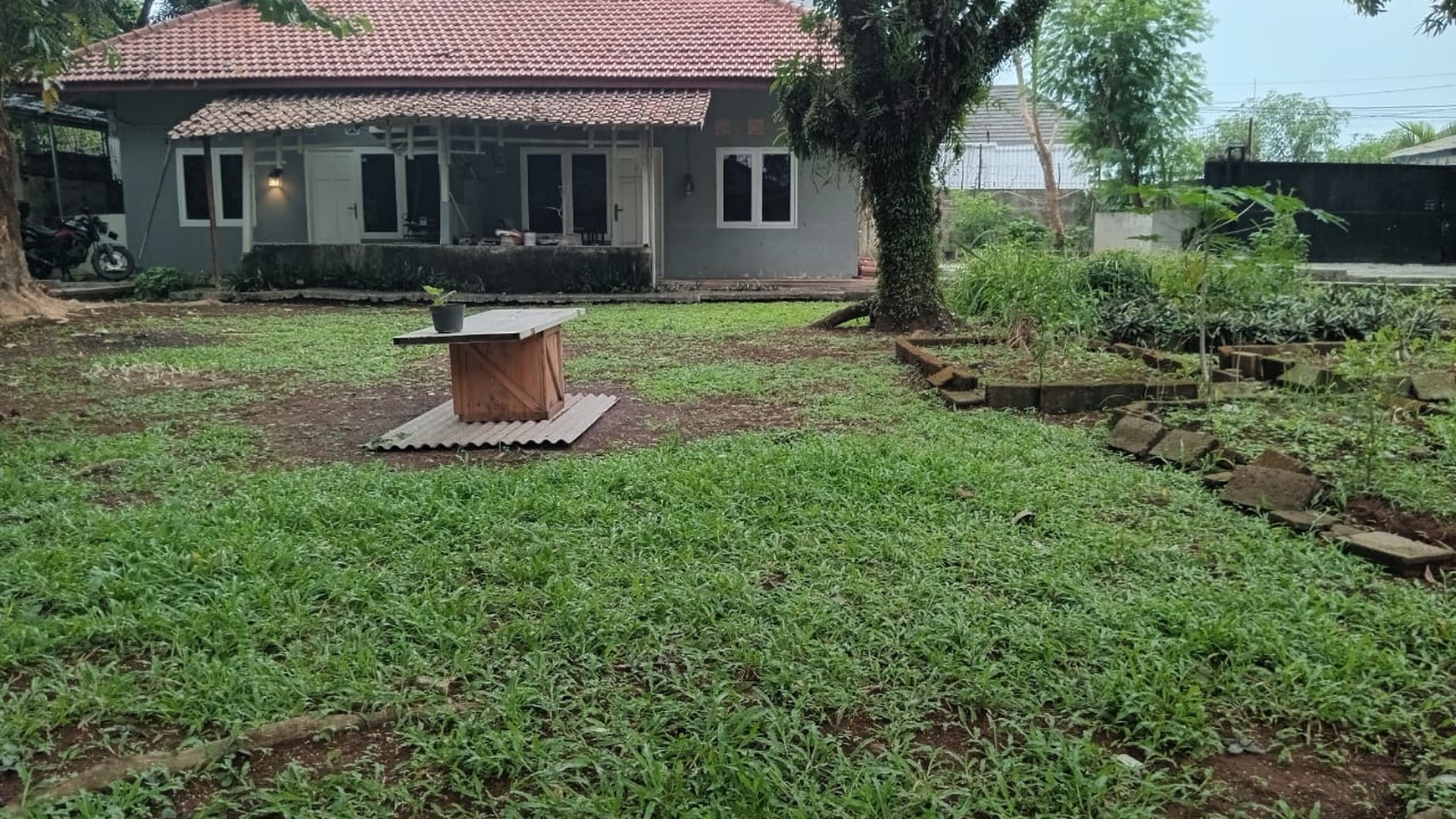 Disewakan Rumah Cocok Untuk Usaha dan Lokasi Strategis @Palem Indah, Pondok Aren