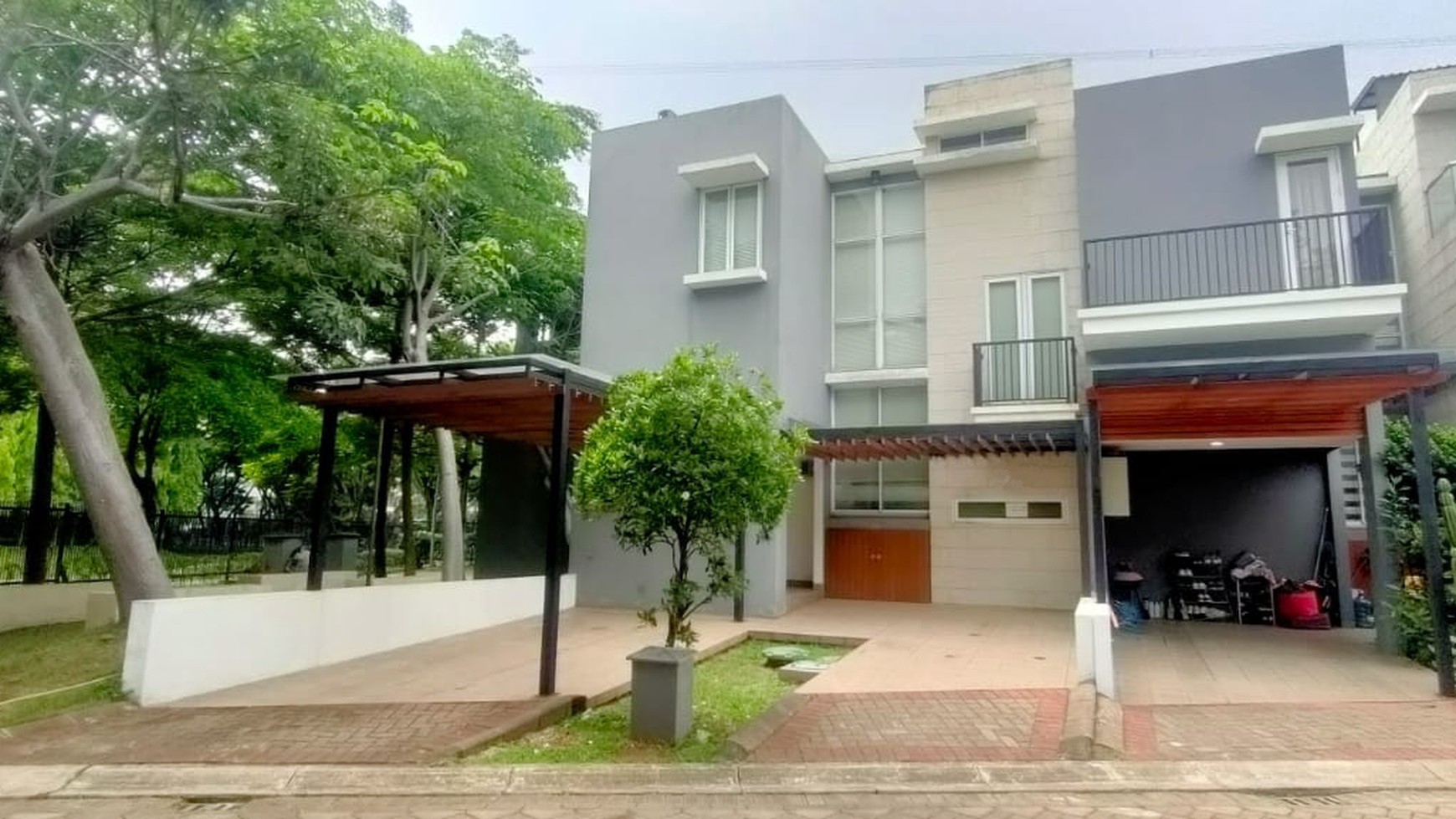  Rumah Minimalis di Kebayoran  Bintaro