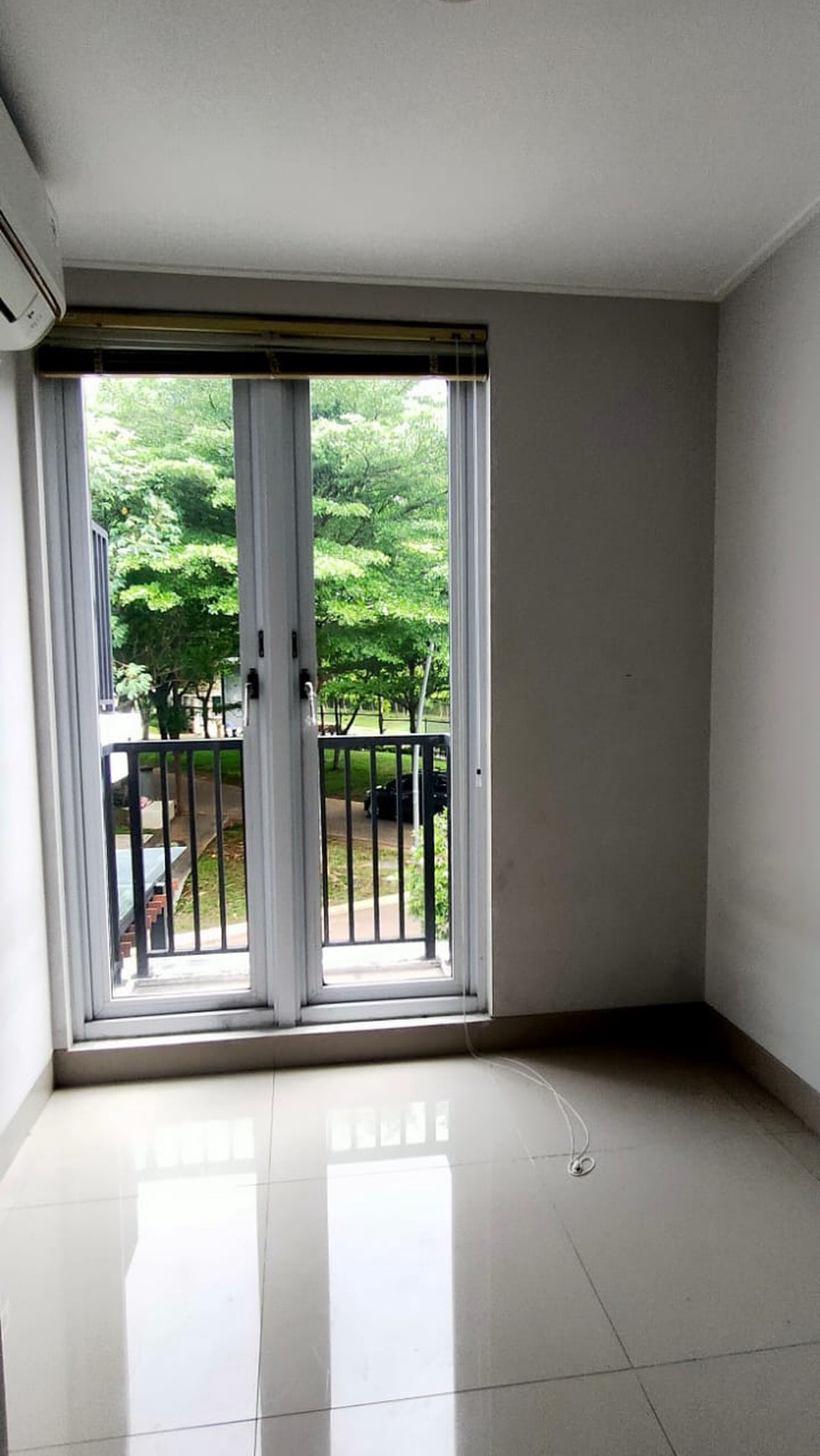  Rumah Minimalis di Kebayoran  Bintaro