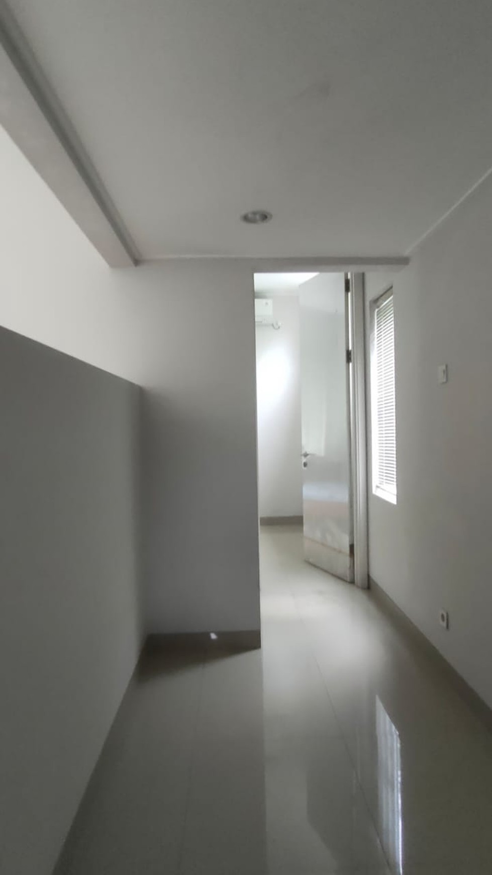  Rumah Minimalis di Kebayoran  Bintaro