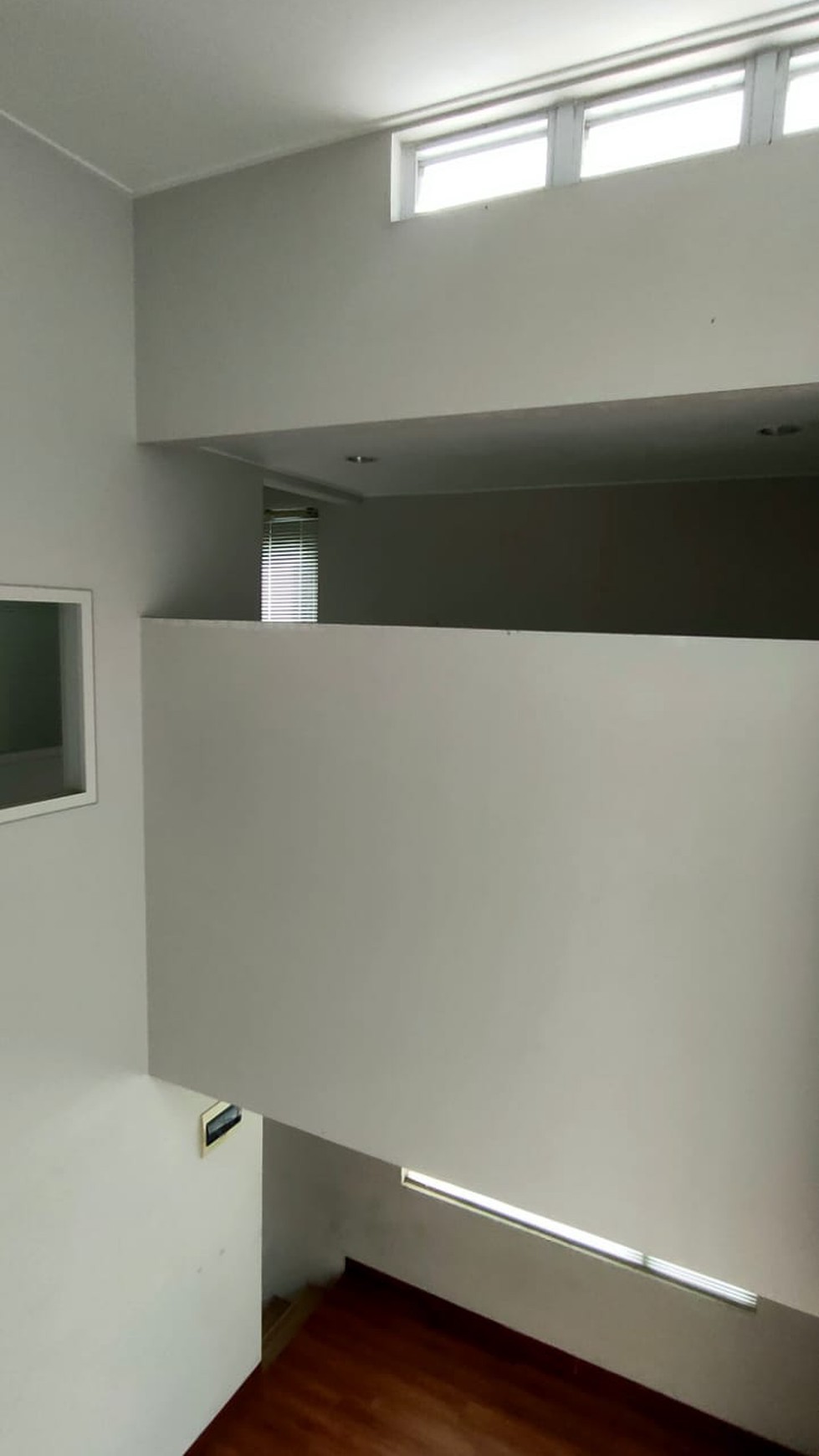  Rumah Minimalis di Kebayoran  Bintaro