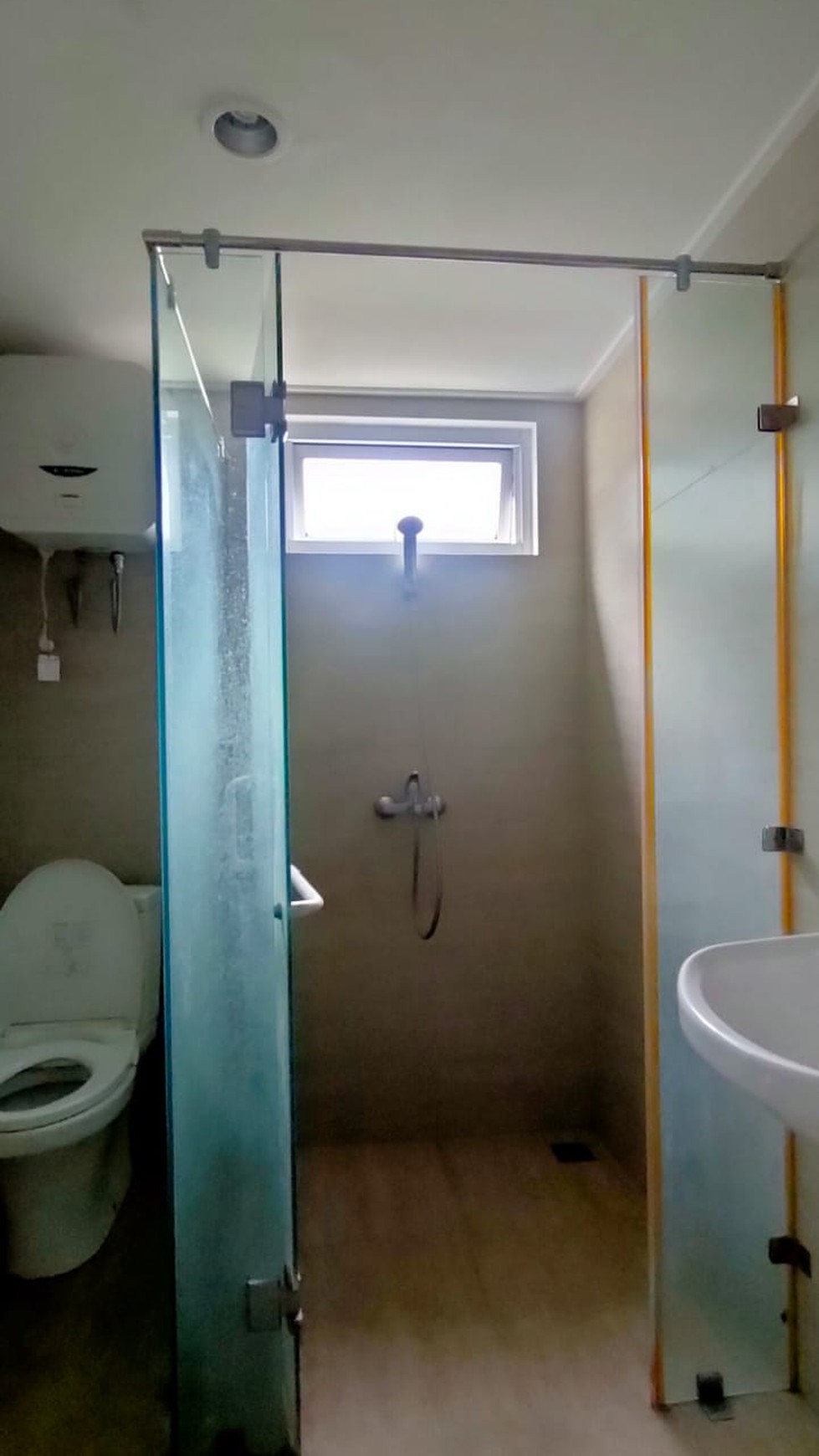  Rumah Minimalis di Kebayoran  Bintaro