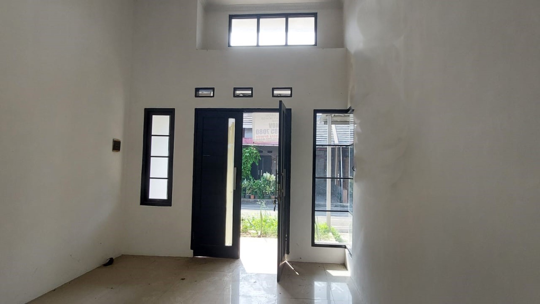 Rumah minimalis, dalam cluster dan bebas banjir di Jurang Mangu