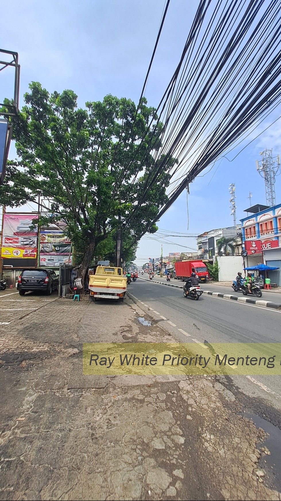 Tempat Usaha dengan Lokasi Strategis di Pondok Pinang, Jakarta Selatan