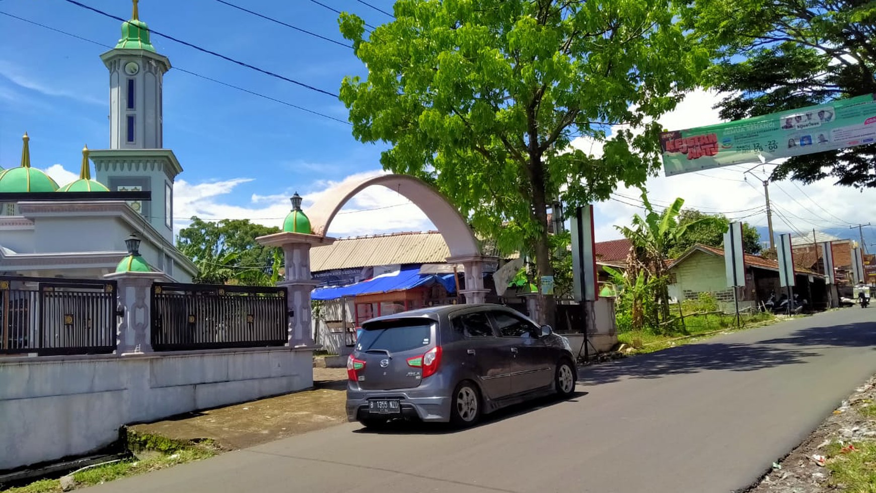 Simpang samarang raya garut, tanah pinggir jalan utama