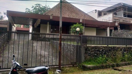 Rumah Hitung Tanah di jl Cipaganti, Bandung