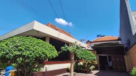 RUMAH KOMERSIAL AREA DI PUSAT KOTA SURABAYA