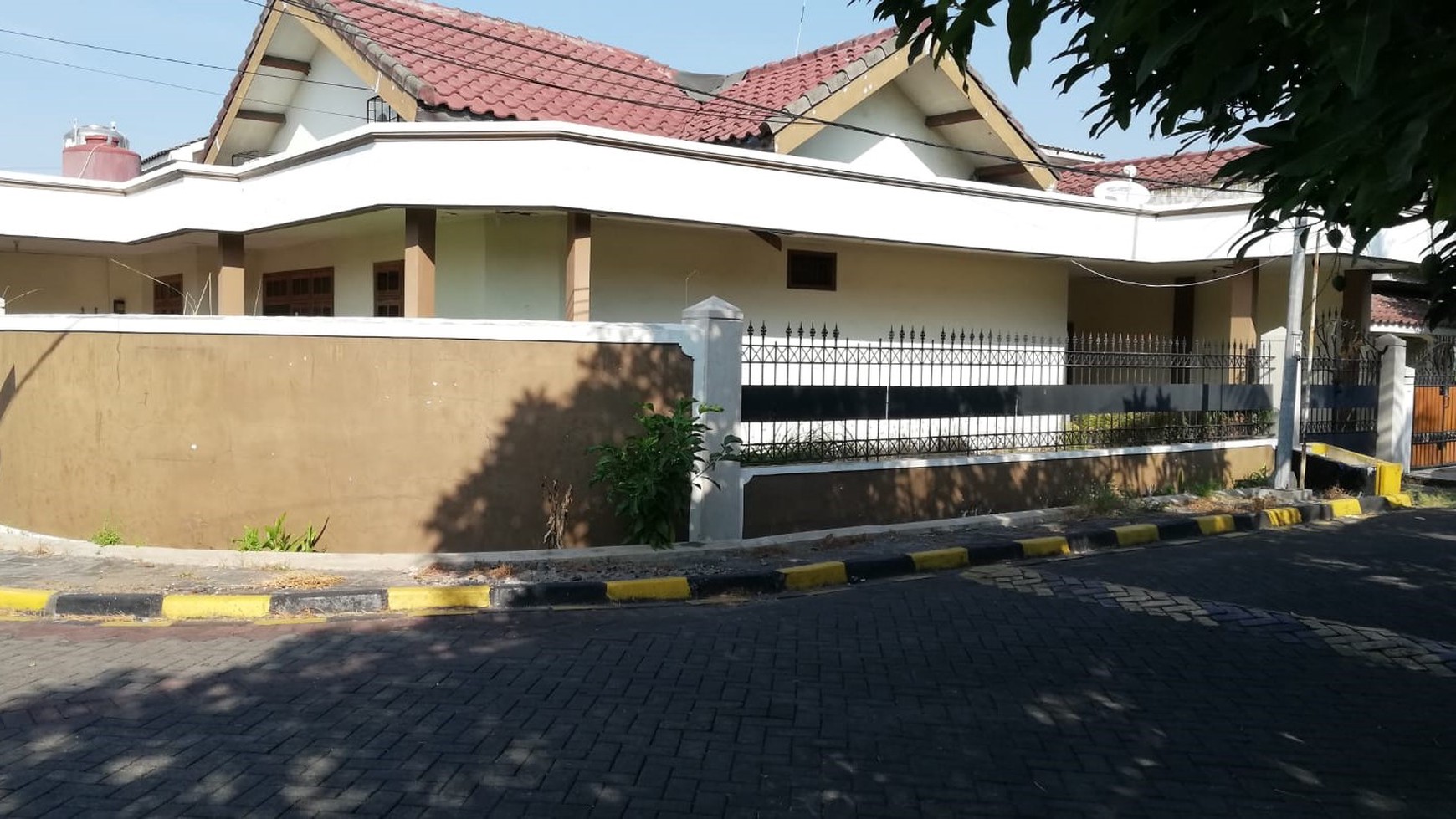 Dijual Rumah Hook Rungkut Mapan Barat Surabaya