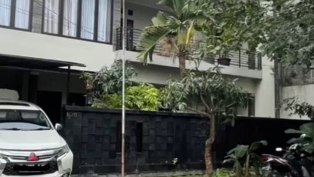 Rumah Bagus Di Jl Gelatik Raya Bintaro Jaya Sektor 2