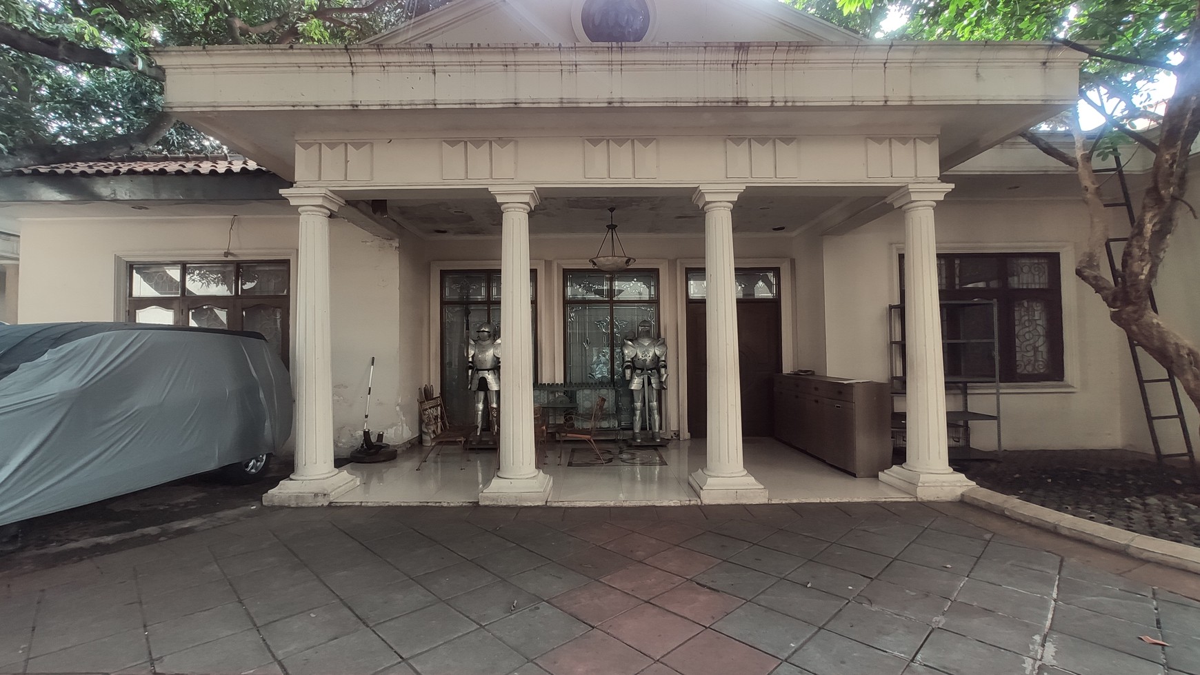 Tanah dan Rumah Kemang Selatan 