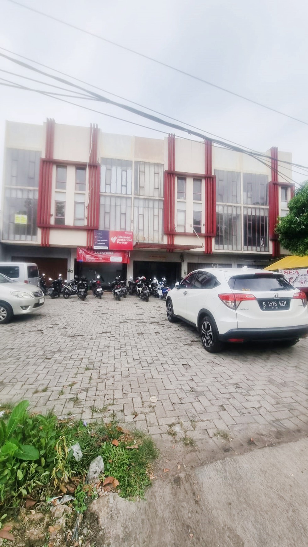 Ruko Siap Pakai Di Ruko Jl Ciater Raya BSD Tangerang Selatan