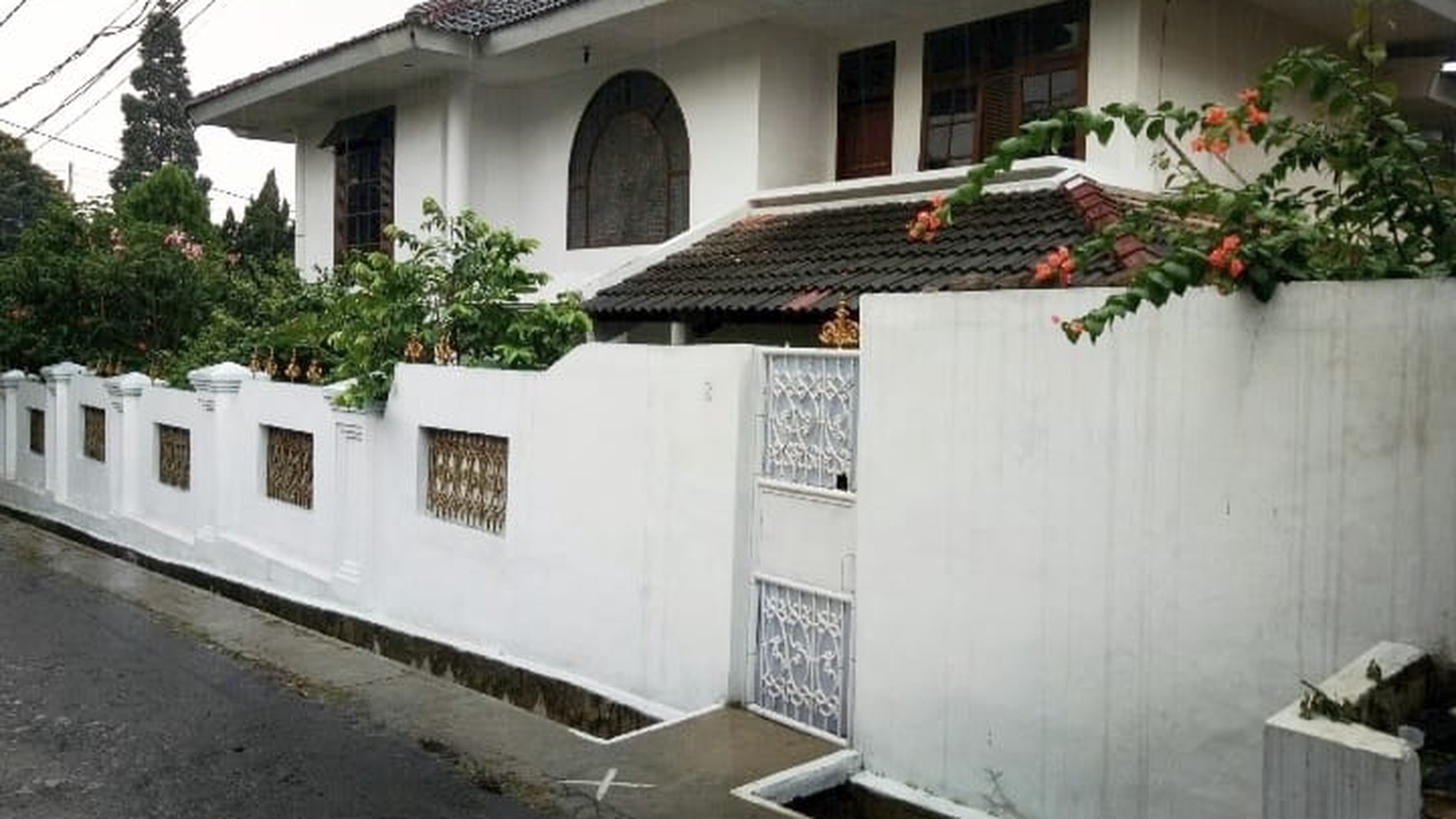 Rumah Bagus Di Komp PWI, Jl Majalah Cipinang Jakarta Timur