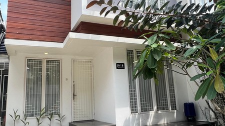 Rumah Bagus Di Emerald View Bintaro Jaya Sektor 9